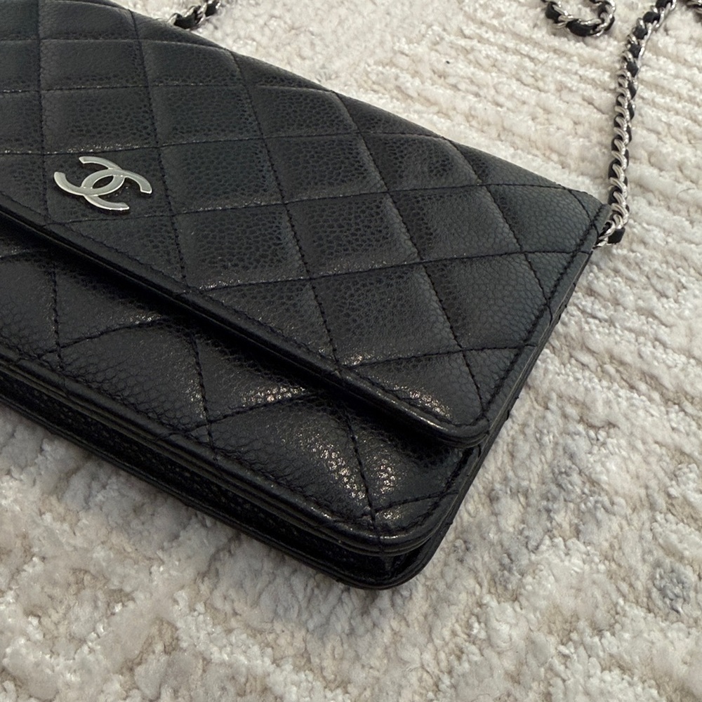 Chanel Wallet on Chain - Picture 2 of 12